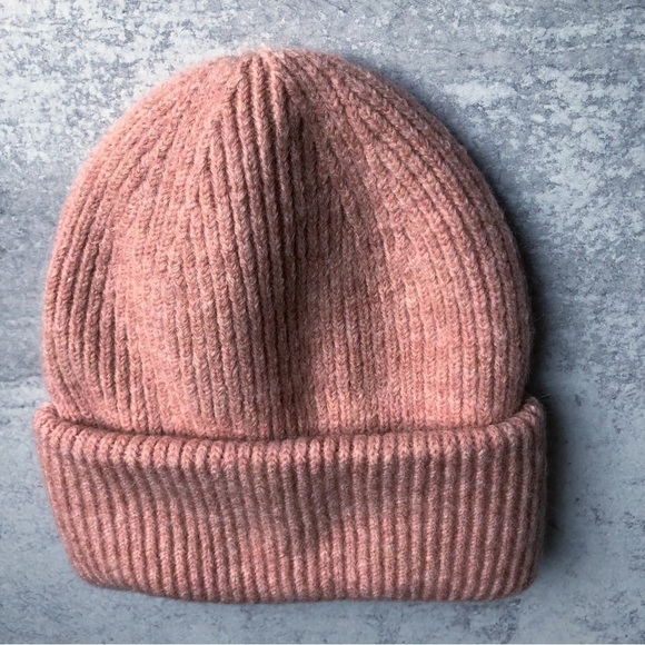 Hat Attack Beanie Ribbed Knit Blush Pink NWT - Picture 2 of 6